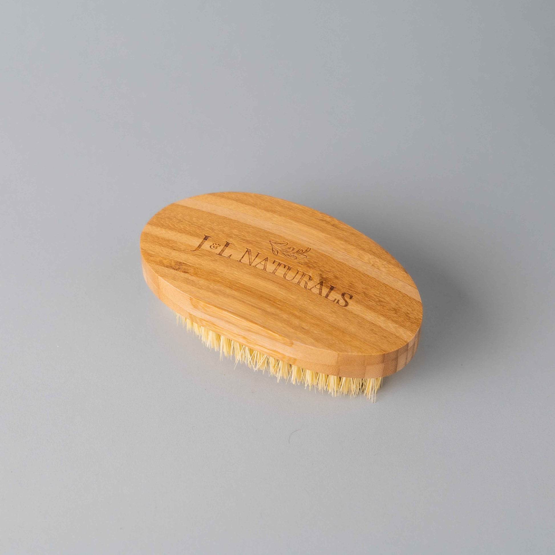 Daigos Bamboo Beard Brush backview